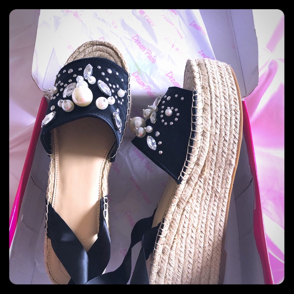 Black Guess silk lace up wedges